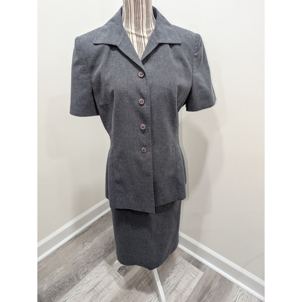 Vtg. 90's Larry Levine Women's Gray Linen Blend Skirt Suit Set Sz 12 Preppy